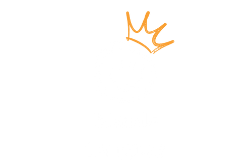Smiley face in graffiti with yellow crown with the name Maude Tanguay underneath